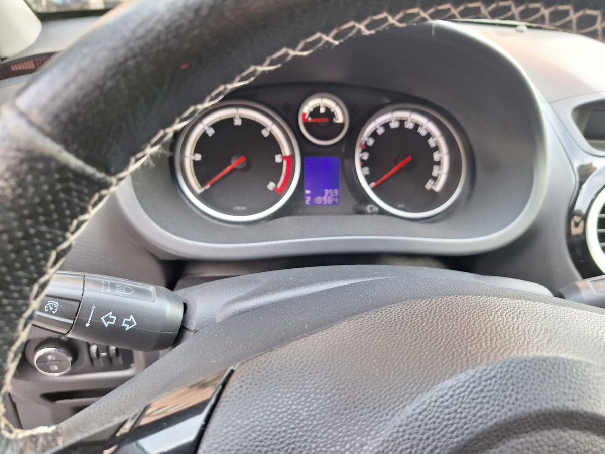 Opel Corsa 1.3 CDTI 95CV F.AP. 3 porte Sport (13)
