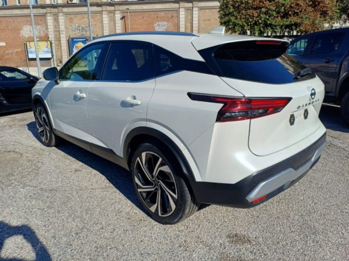 Nissan Qashqai 1.3 mhev Tekna 2wd 158cv (4)