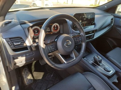 Nissan Qashqai 1.3 mhev Tekna 2wd 158cv (8)