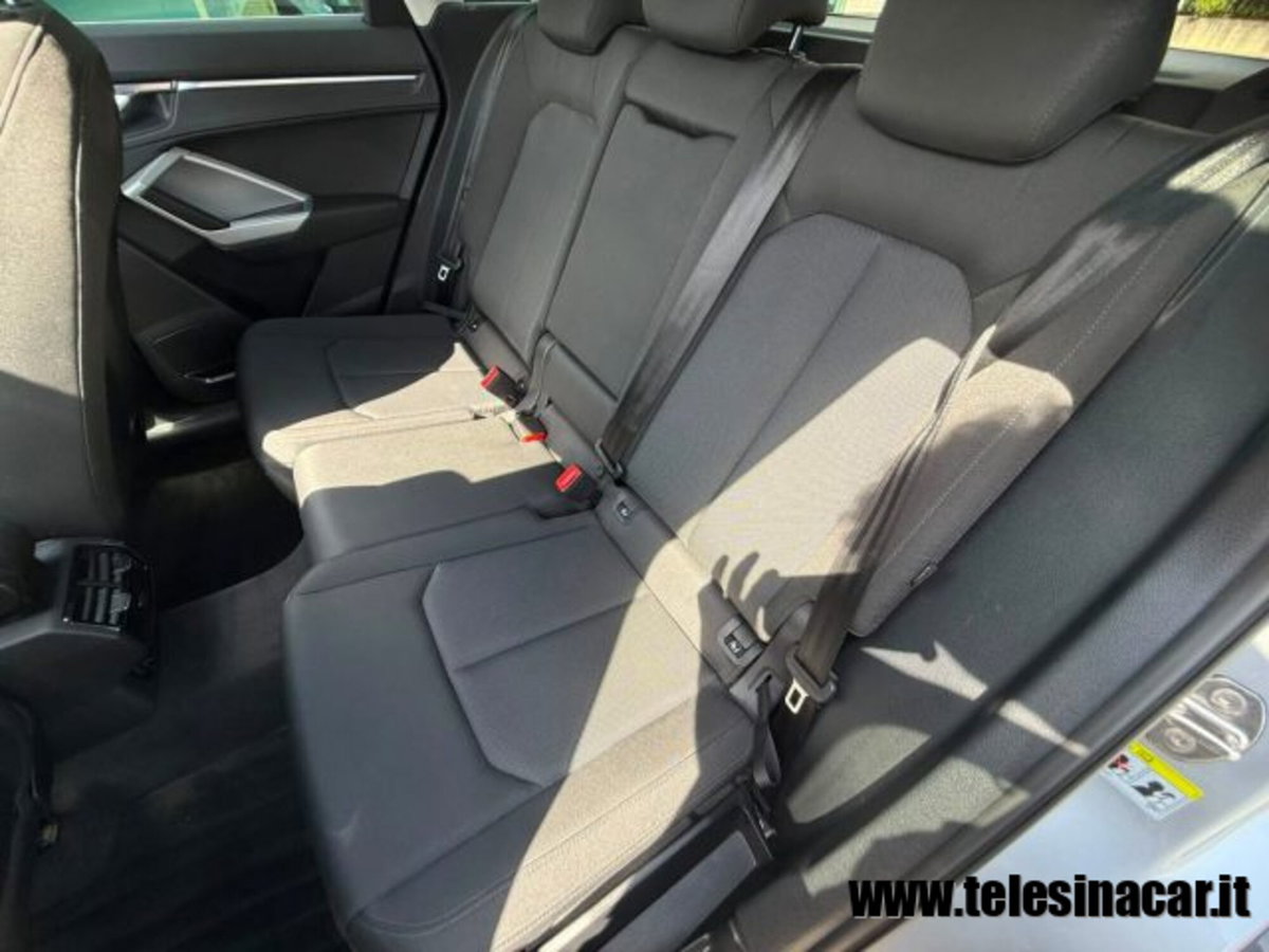 Audi Q3 40 TDI quattro S tronic Business Advanced (18)