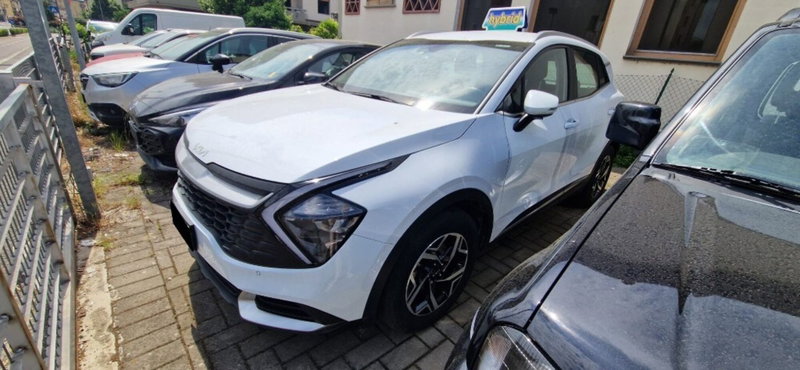 Kia Sportage 1.6 CRDi MHEV Business
