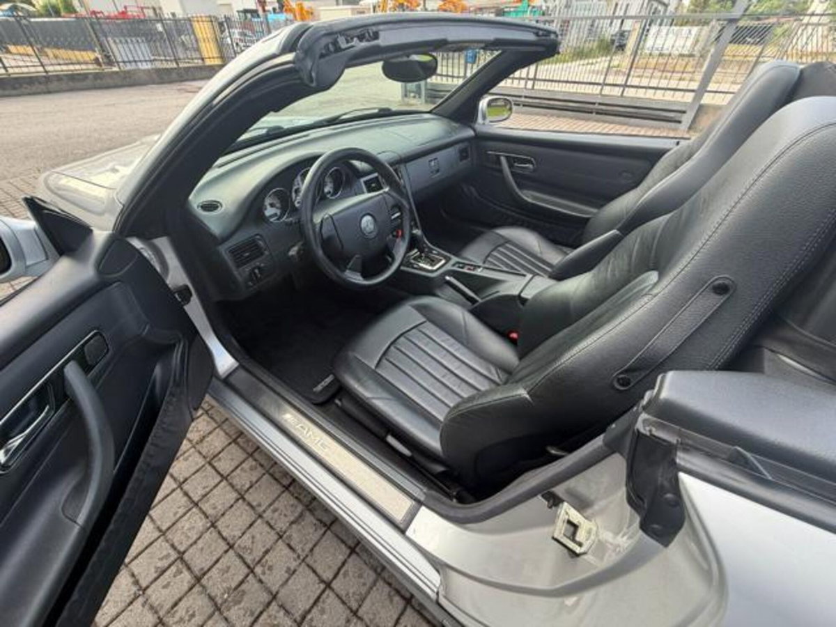 Mercedes-Benz SLK 32 Kompressor cat AMG (10)