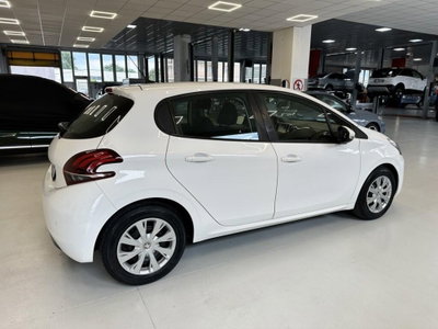 Peugeot 208 82 5 porte Active (3)