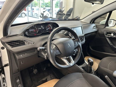 Peugeot 208 82 5 porte Active (8)
