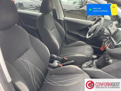 Peugeot 208 HDi 68 CV 5 porte Allure (11)