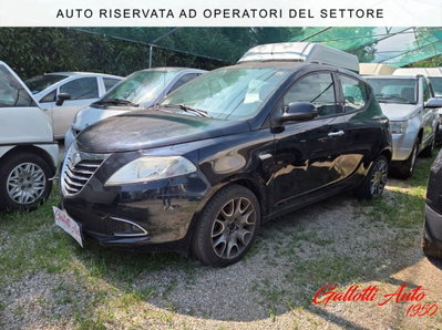 Lancia Ypsilon 0.9 TwinAir 85 CV 5 porte S&S DFN Gold (13)