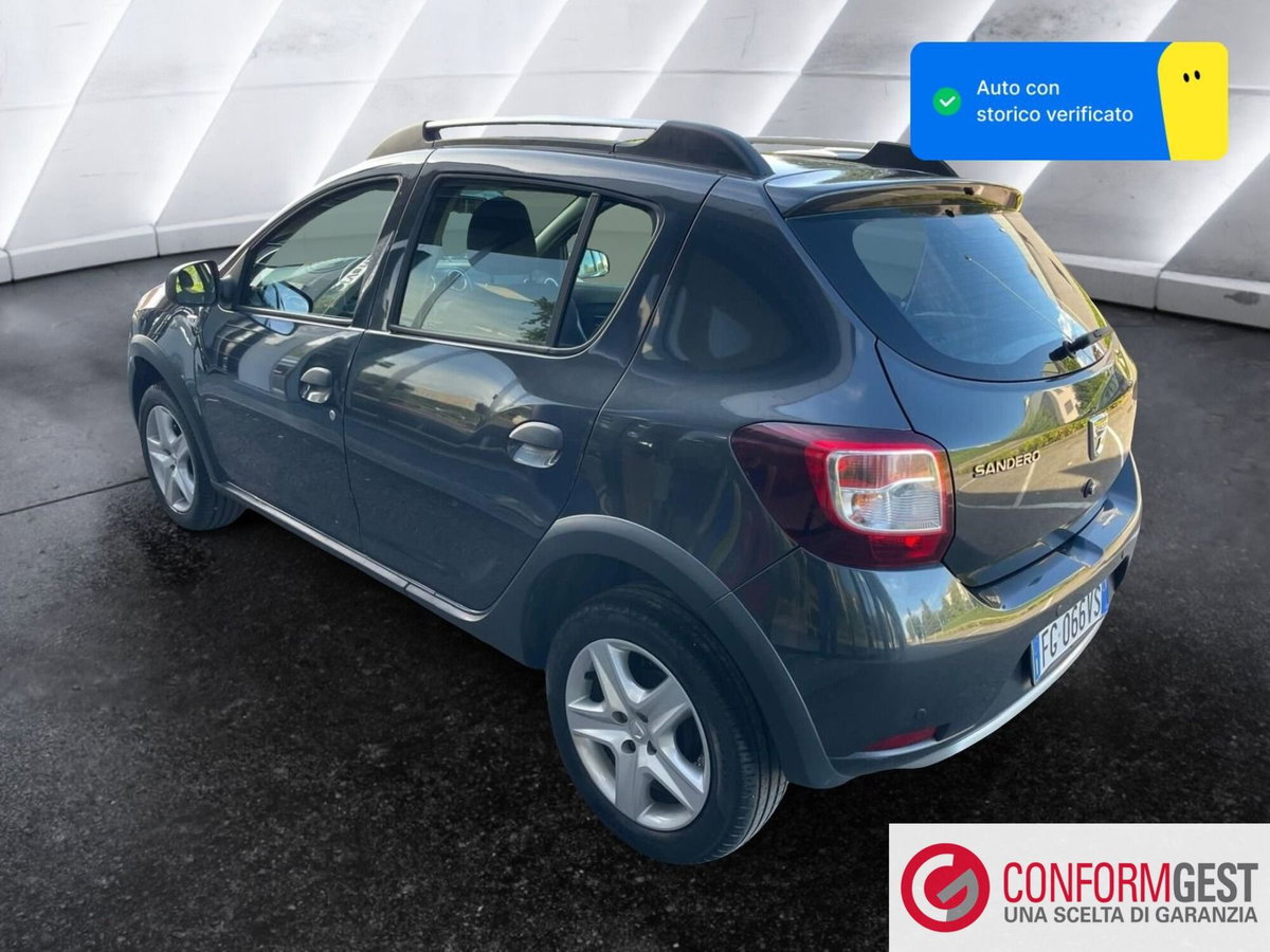 Dacia Sandero Stepway 1.5 dCi 8V 90CV (6)