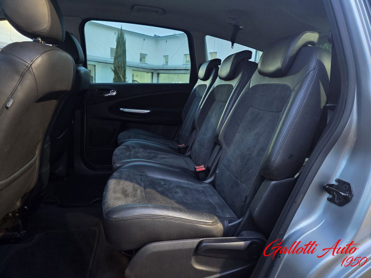 Ford S-Max 1.8 TDCi 125CV (14)