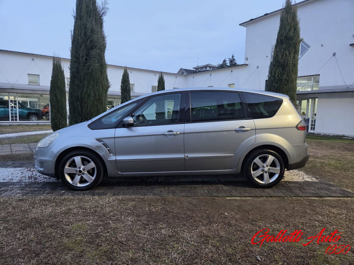 Ford S-Max 1.8 TDCi 125CV (2)