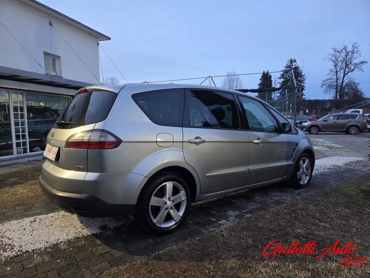 Ford S-Max 1.8 TDCi 125CV (6)