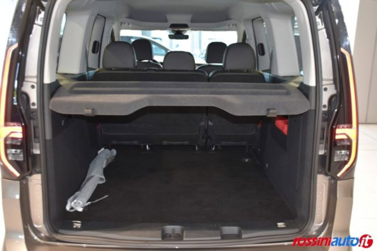 Volkswagen Caddy 2.0 TDI 122 CV Style Maxi (9)