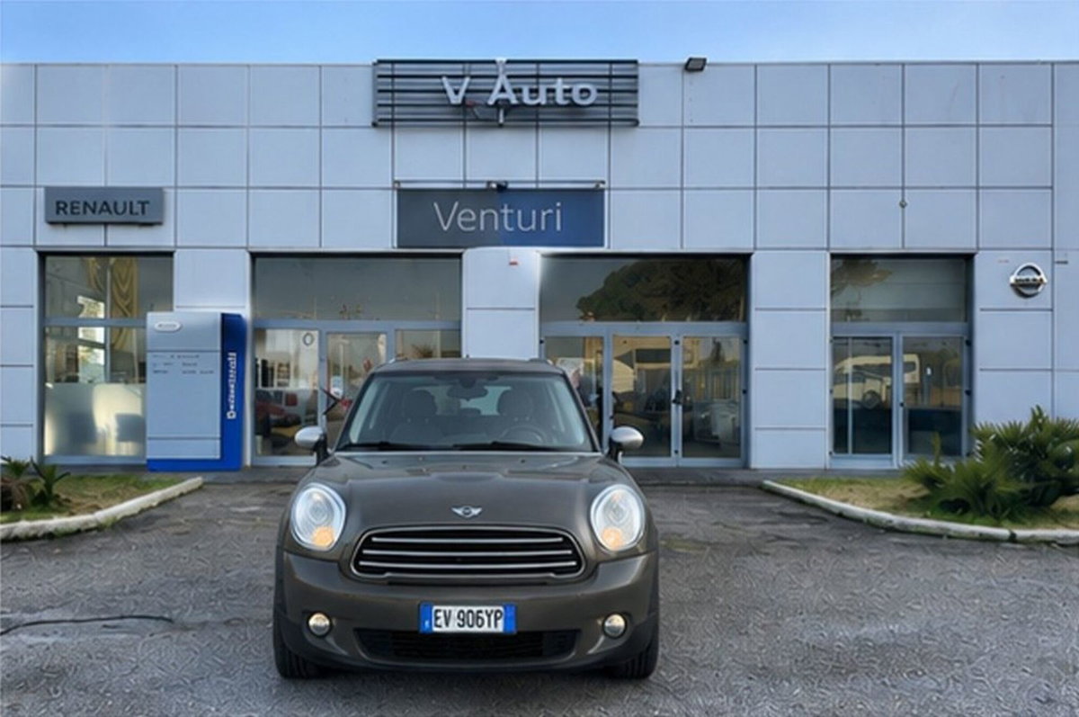 MINI Mini Countryman 1.6 Cooper D Countryman (2)