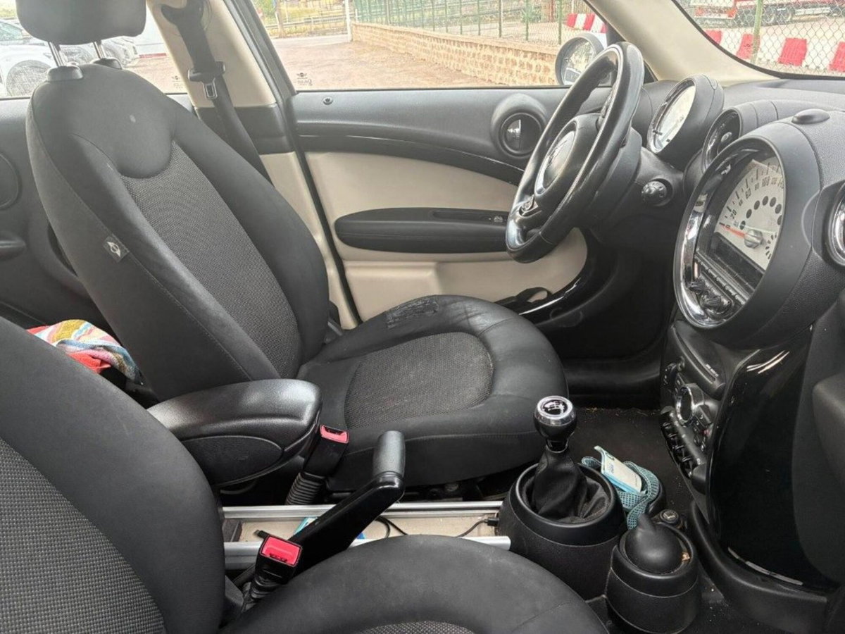 MINI Mini Countryman 1.6 Cooper D Countryman (3)