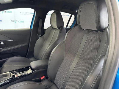 Peugeot 208 PureTech 100 Stop&Start 5 porte GT (12)