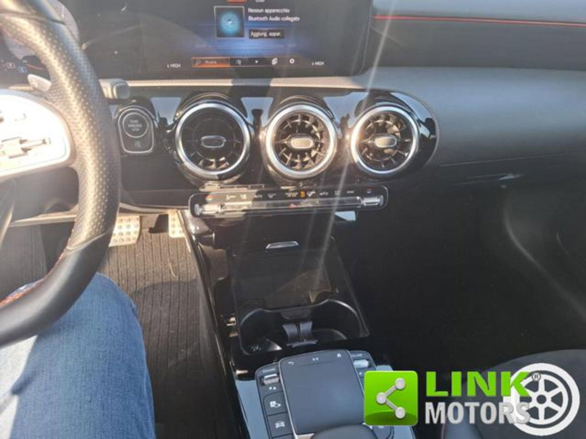 Mercedes-Benz Classe A 200 d Automatic Premium (20)