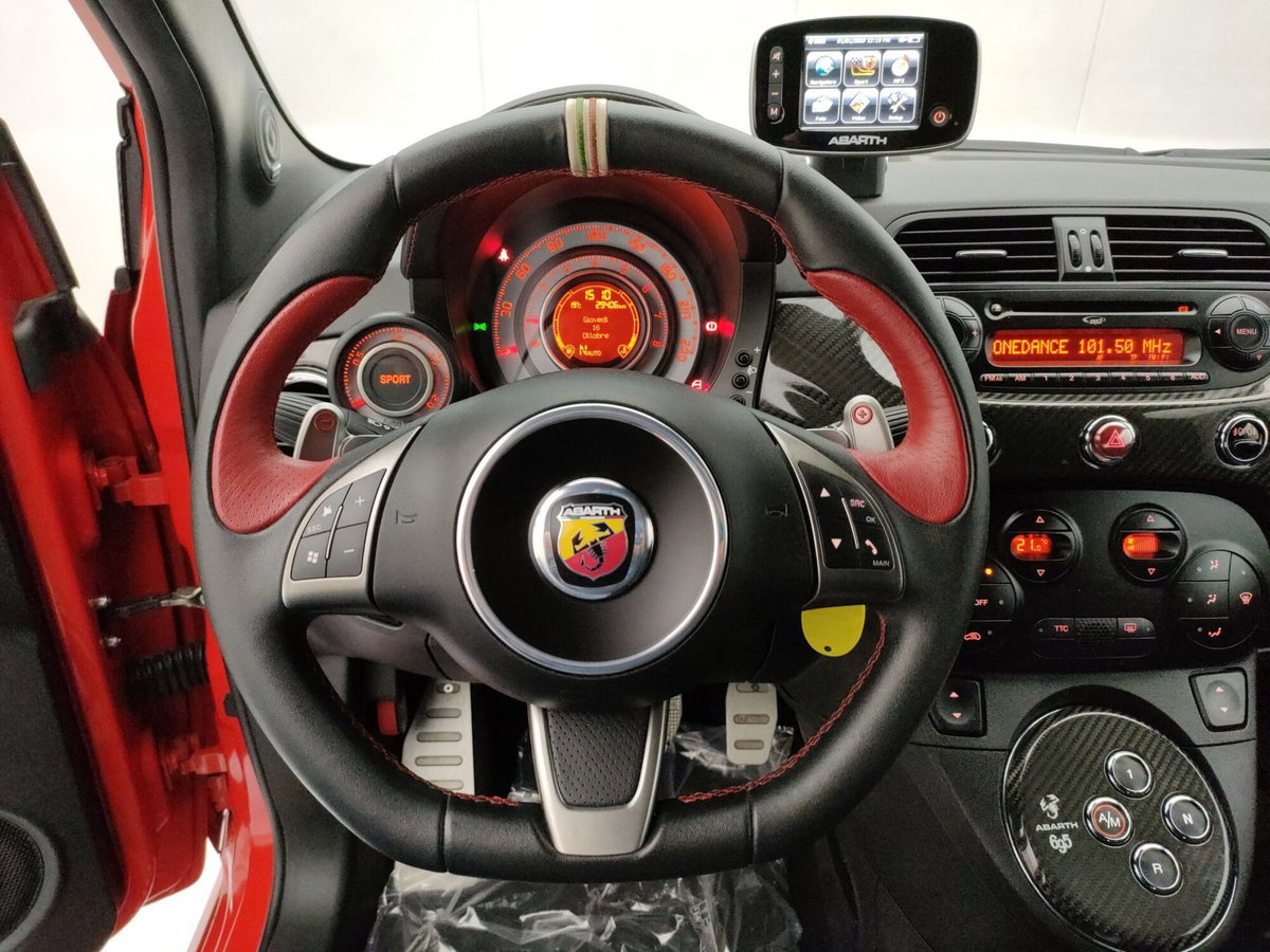 Abarth 500 1.4 Turbo T-Jet (16)