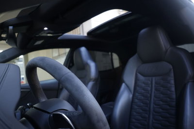 Audi RS Q8 Q8 4.0 mhev quattro tiptronic (17)