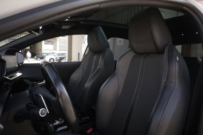 Peugeot 208 PureTech 100 Stop&Start EAT8 5 porte GT Line (18)
