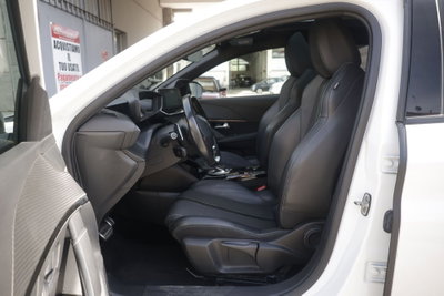 Peugeot 208 PureTech 100 Stop&Start EAT8 5 porte GT Line (19)