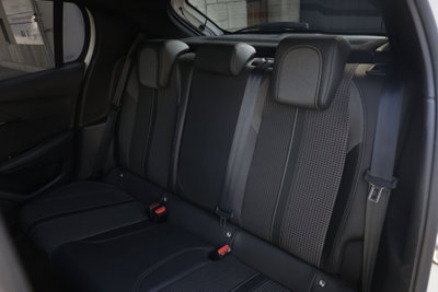 Peugeot 208 PureTech 100 Stop&Start EAT8 5 porte GT Line (3)