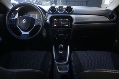 Suzuki Vitara 1.6 DDiS V-Top (2)