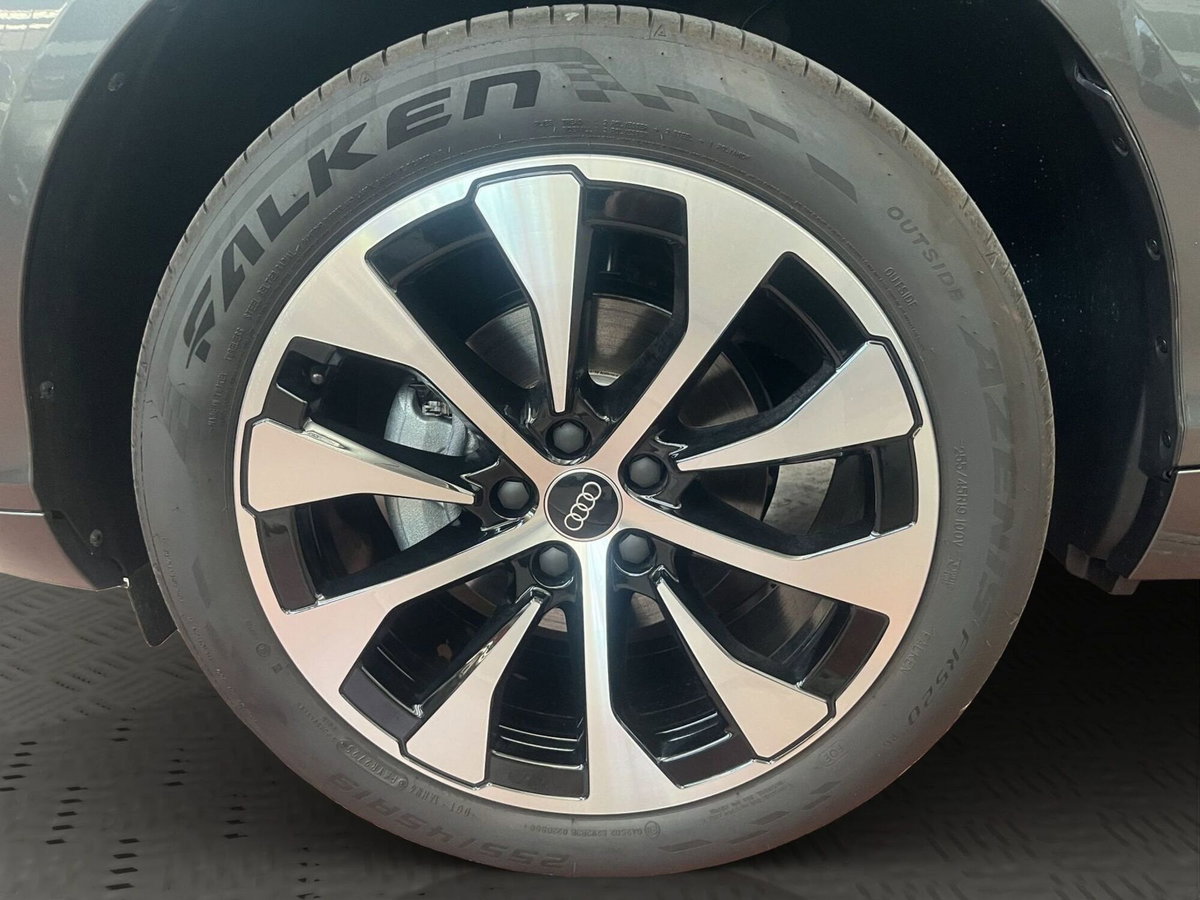 Audi Q3 1.5 tfsi mhev S line edition 150cv s-tronic (4)