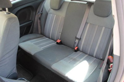 Ford Fiesta 1.4 TDCi 68CV 3 porte Titanium (17)