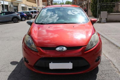 Ford Fiesta 1.4 TDCi 68CV 3 porte Titanium (2)