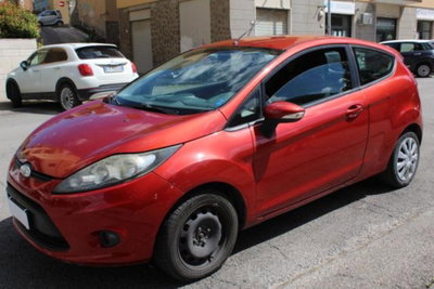 Ford Fiesta 1.4 TDCi 68CV 3 porte Titanium (3)