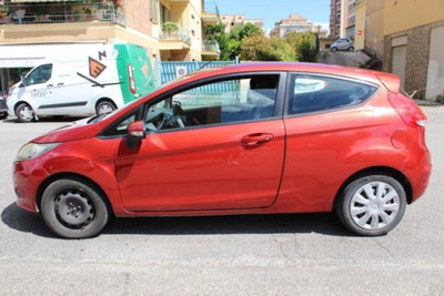 Ford Fiesta 1.4 TDCi 68CV 3 porte Titanium (4)