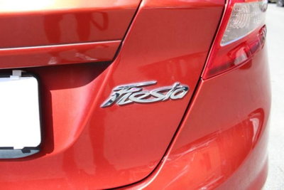 Ford Fiesta 1.4 TDCi 68CV 3 porte Titanium (6)