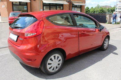 Ford Fiesta 1.4 TDCi 68CV 3 porte Titanium (7)