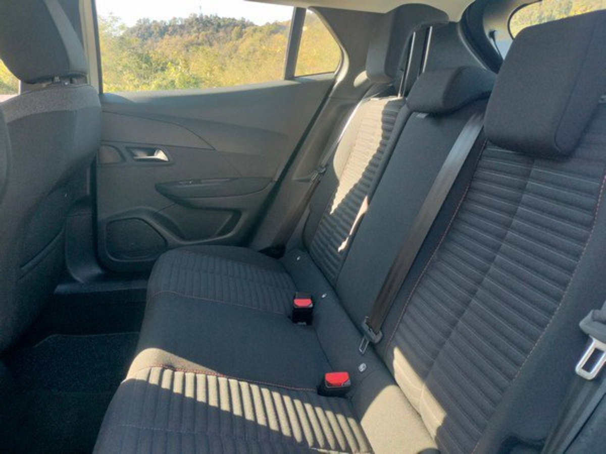 Peugeot 2008 BlueHDi 110 S&S Active Pack (18)