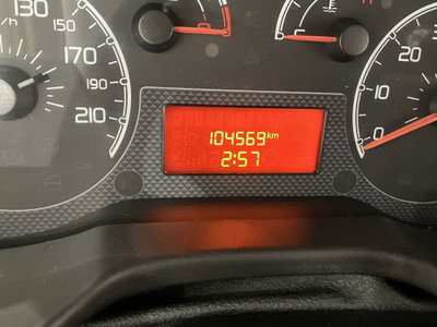 Fiat Qubo 1.4 8V 77 CV MyLife Natural Power (11)
