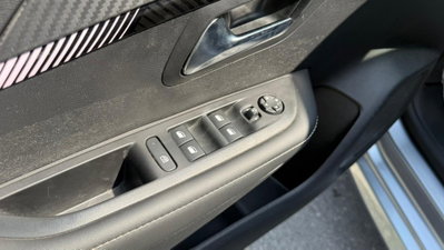 Peugeot 208 PureTech 100 Stop&Start 5 porte Allure (17)
