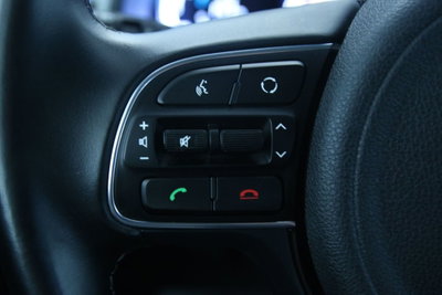 Kia Niro 1.6 GDi DCT HEV (19)