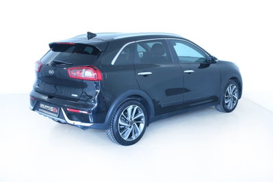 Kia Niro 1.6 GDi DCT HEV (4)