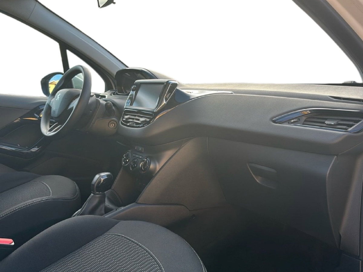 Peugeot 208 68 5 porte Access (15)