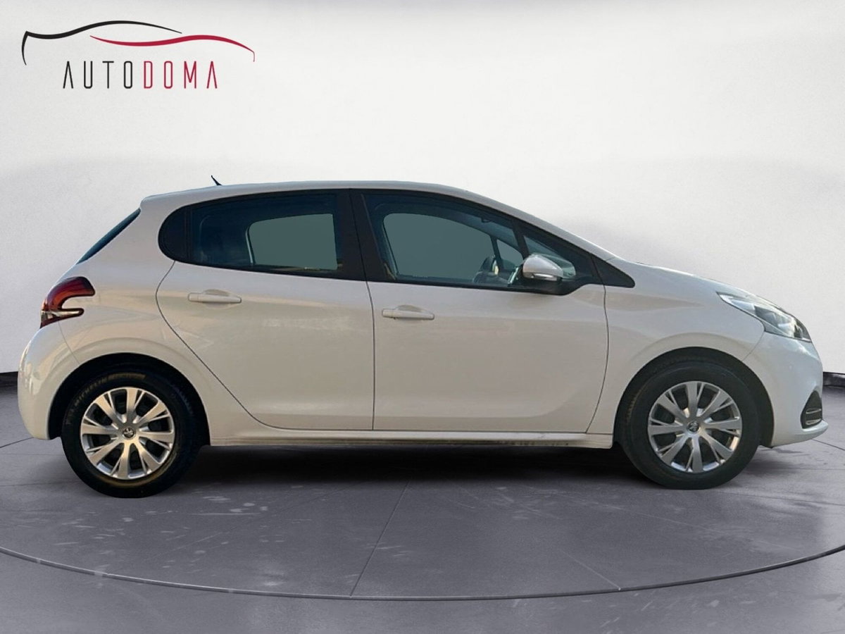 Peugeot 208 68 5 porte Access (2)
