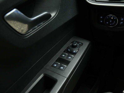 Ford Tourneo Courier 1.0 ecoboost 125cv Titanium powershift (15)