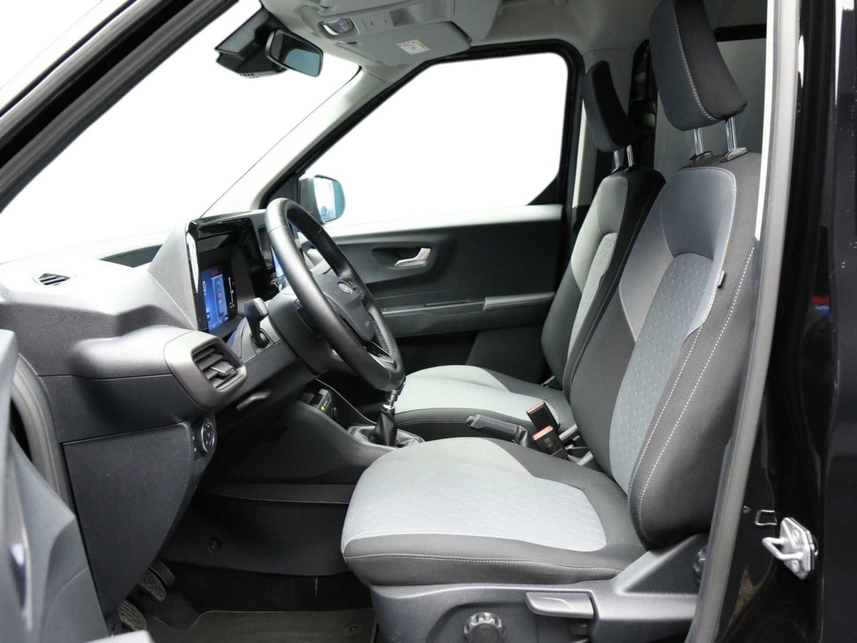 Ford Tourneo Courier 1.0 ecoboost 125cv Titanium powershift (7)