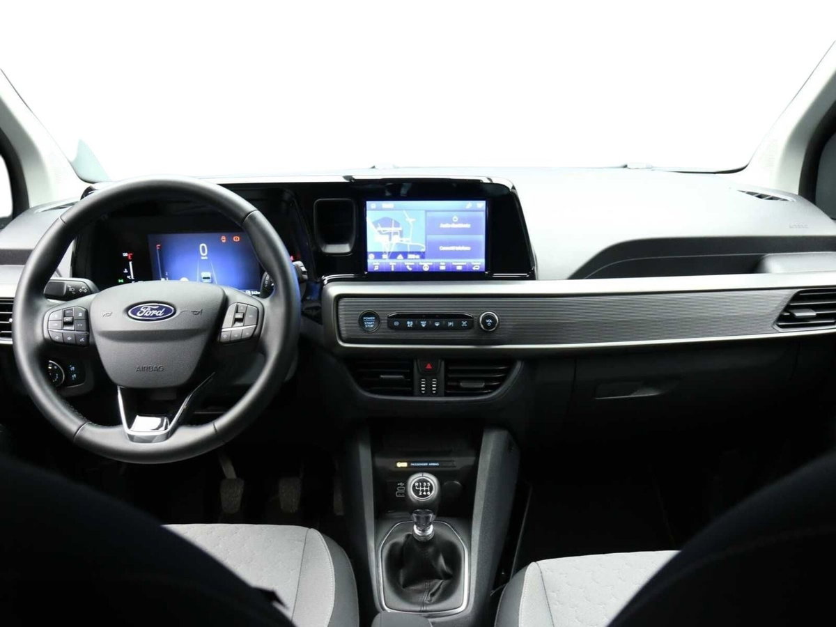 Ford Tourneo Courier 1.0 ecoboost 125cv Titanium powershift (7)
