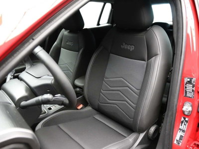 Jeep Avenger 1.2 turbo Altitude fwd 100cv (8)