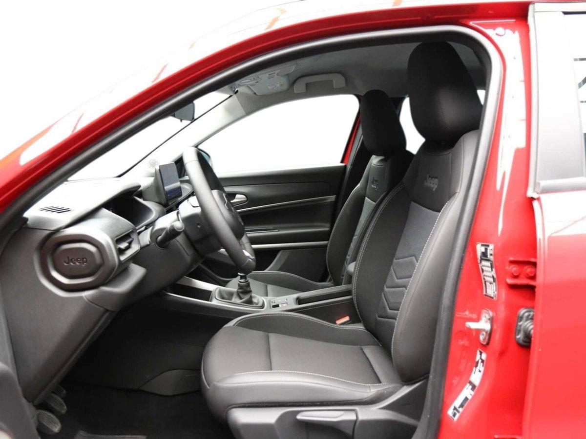 Jeep Avenger 1.2 turbo Altitude fwd 100cv (9)