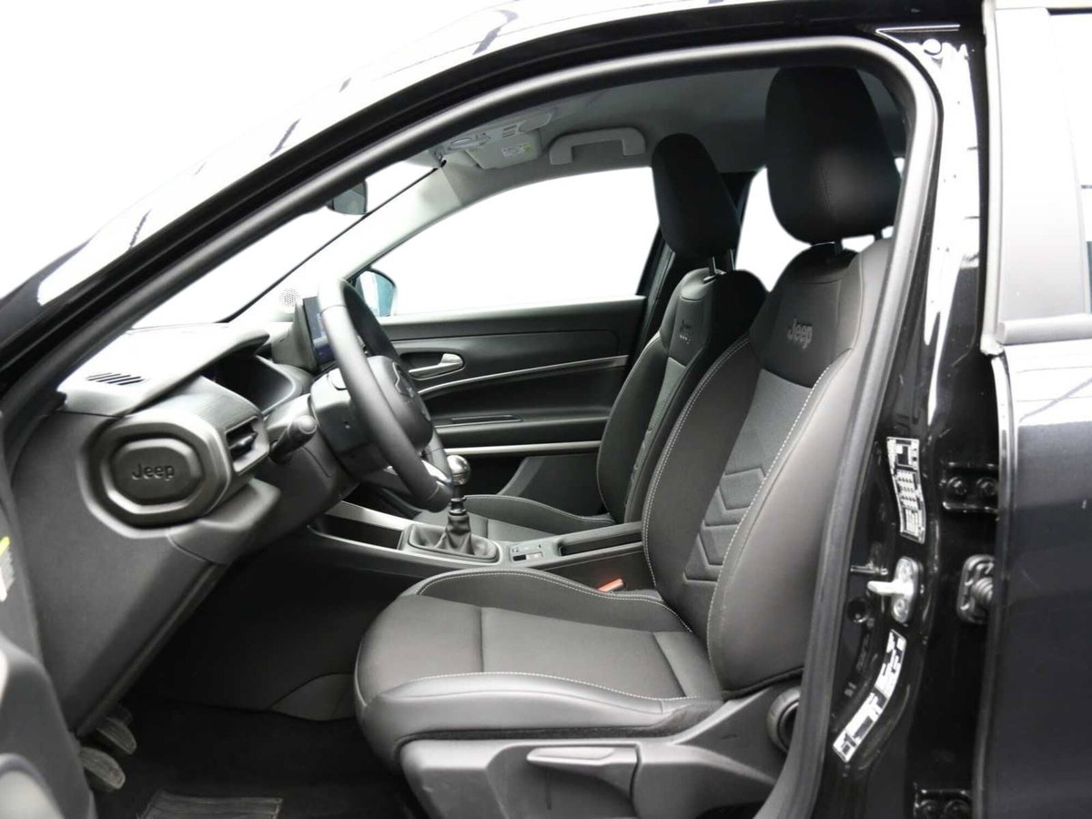 Jeep Avenger 1.2 turbo Altitude fwd 100cv (8)