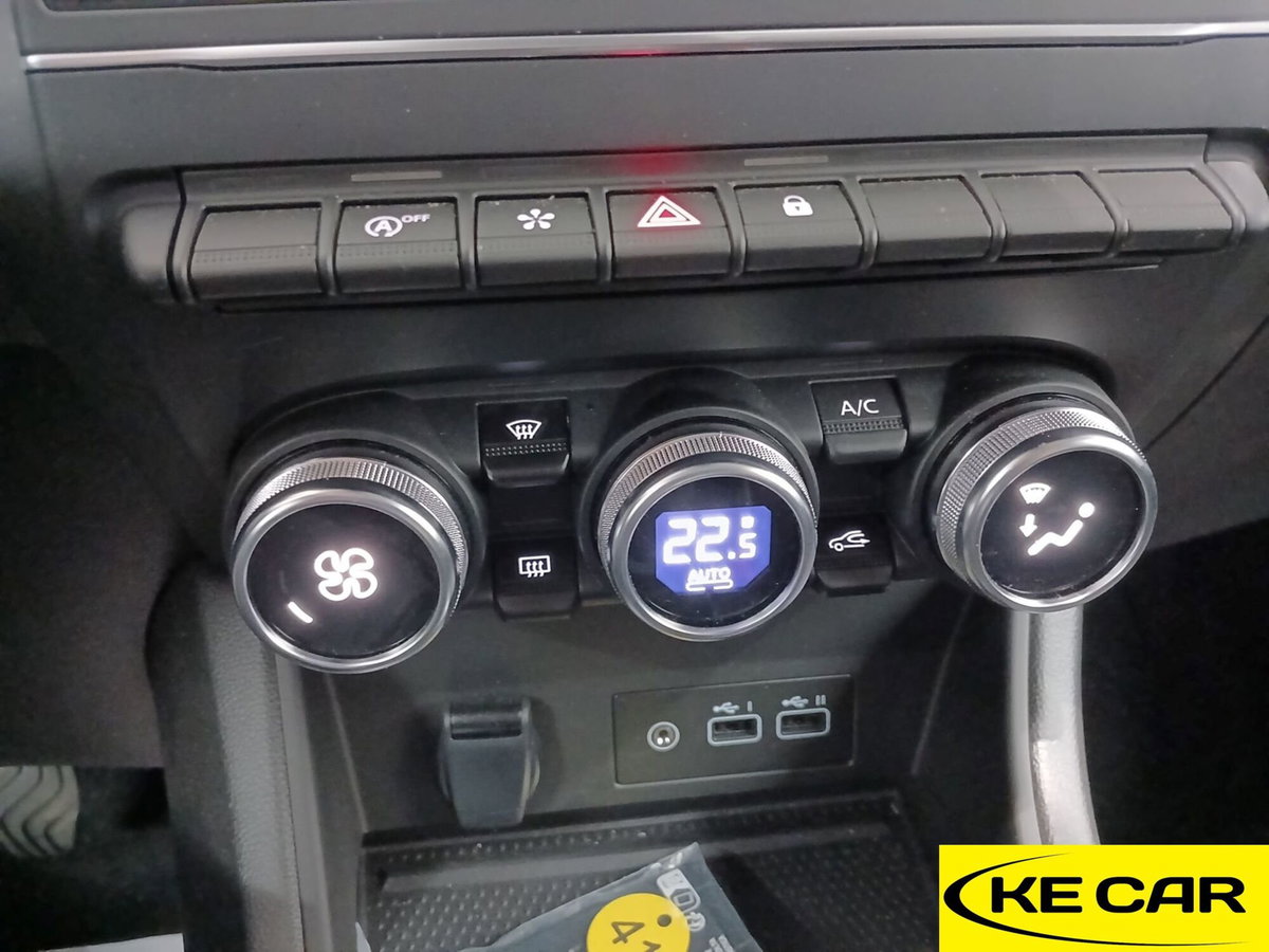 Renault Captur TCe 90 CV Techno (11)