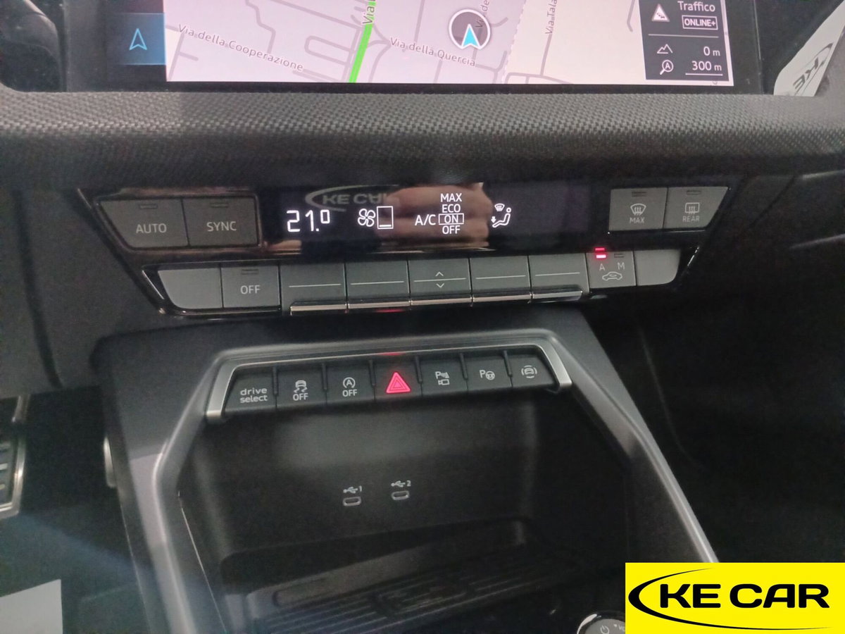 Audi A3 Sportback 35 TFSI S tronic Business (14)