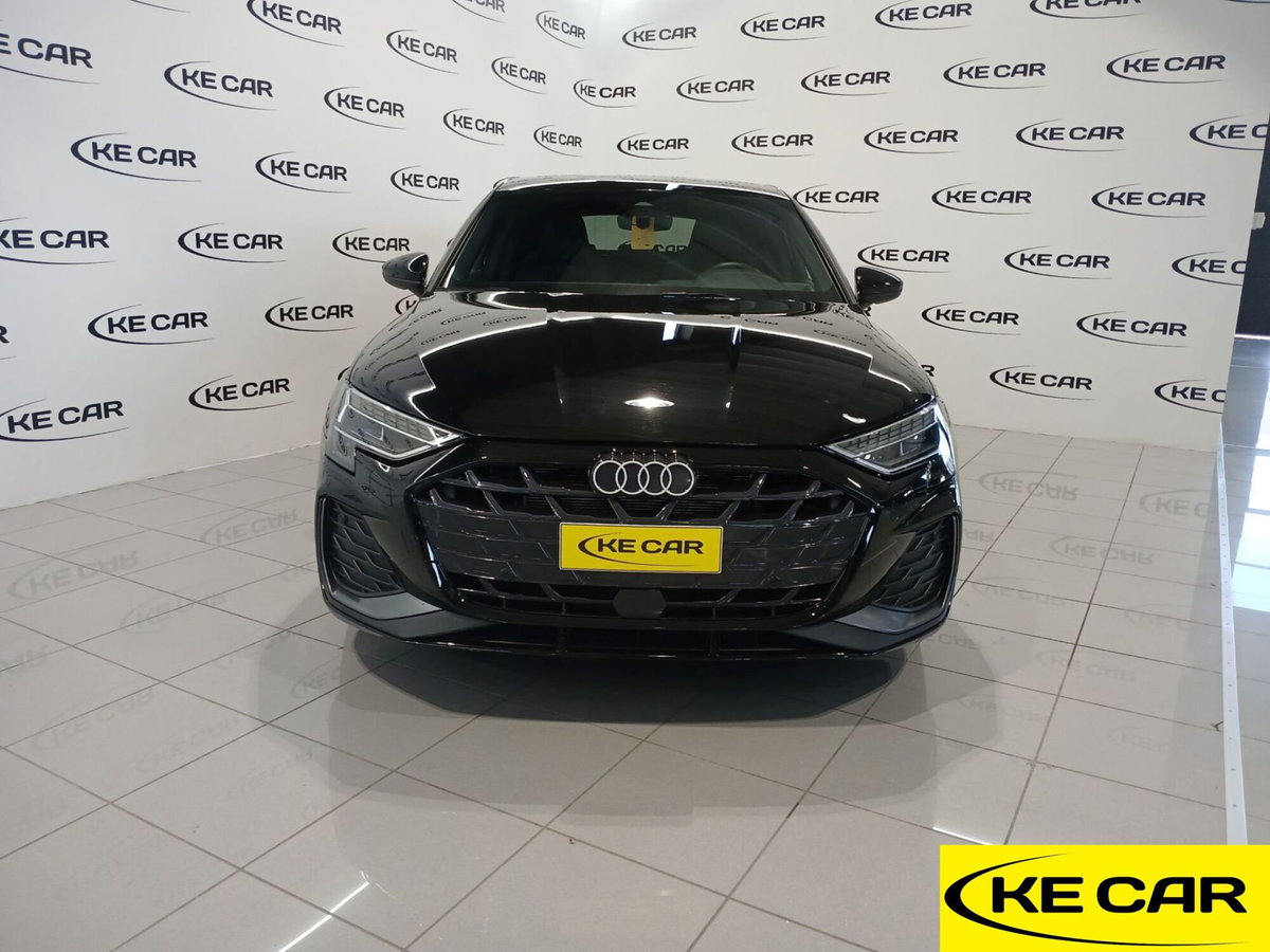 Audi A3 Sportback 35 TFSI S tronic Business (2)