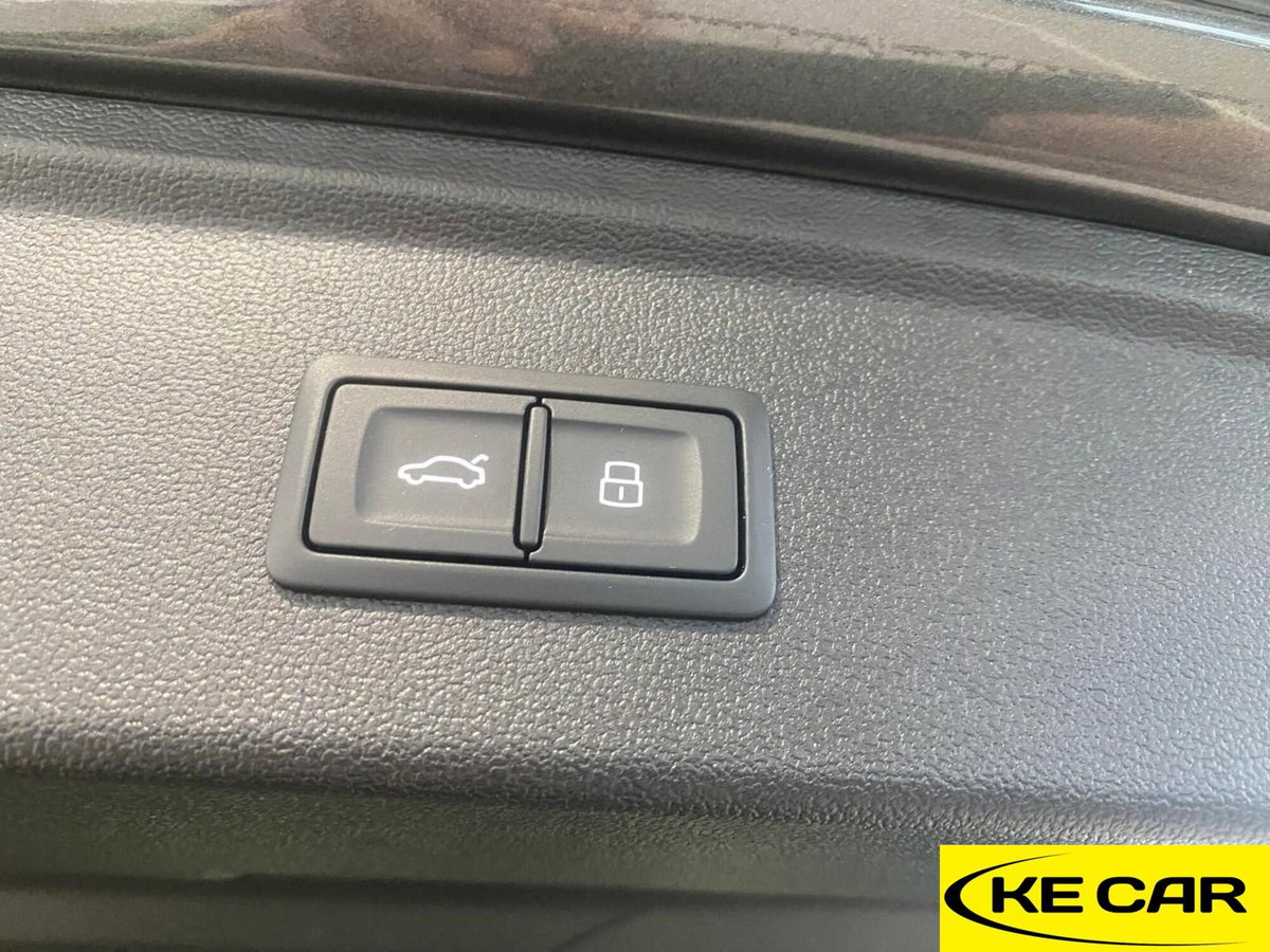 Audi A3 Sportback 35 TFSI S tronic Business (15)