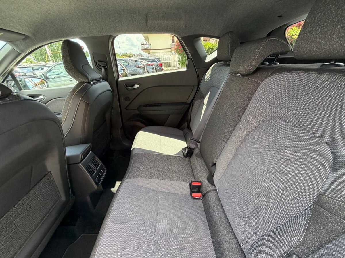Renault Captur 1.0 eco-g Techno 100cv (15)
